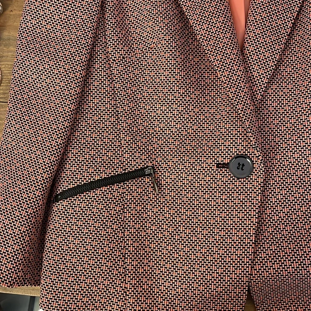 Kasper Pink Tweed Button Zip Pockets Lined Blazer Jacket Women’s Size 8 - Picture 4 of 14